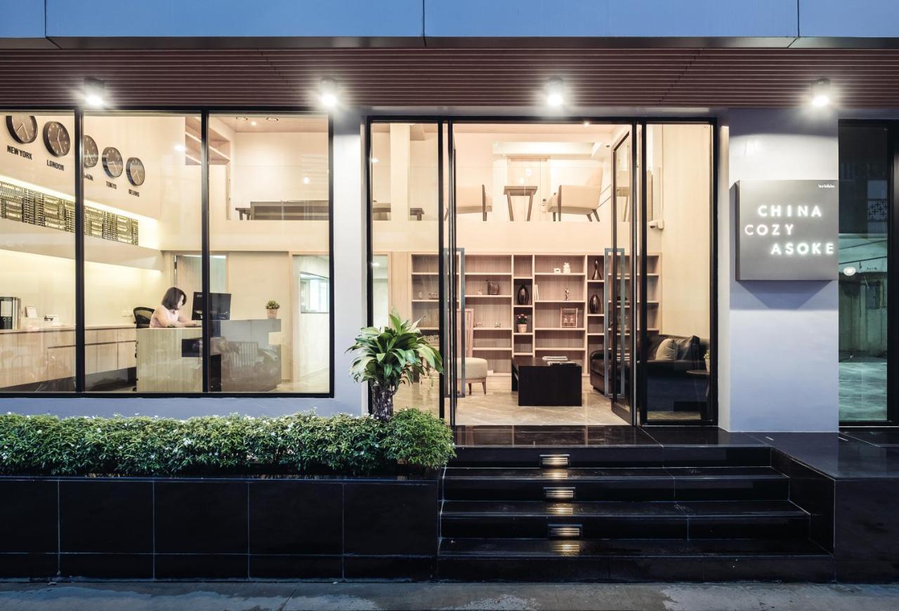 China Cozy Asoke Hotel Bangkok Bagian luar foto